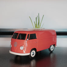 Load image into Gallery viewer, Ridaz Official licensed Volkswagen Tissue Box,  1:16 VW T1 Bus （Red）
